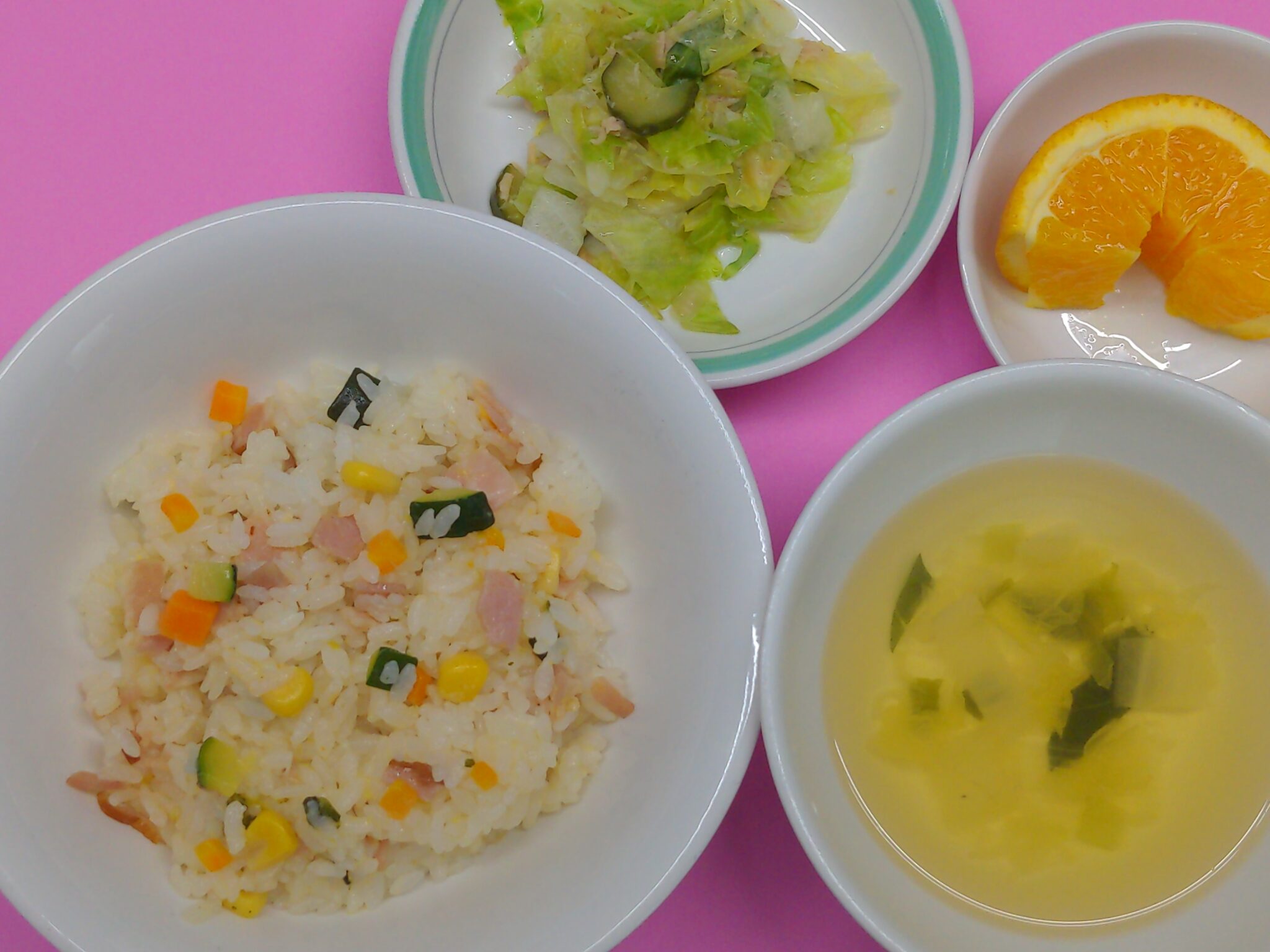 夏野菜たっぷり！夏野菜ピラフのレシピ – 【公式】共愛館保育園